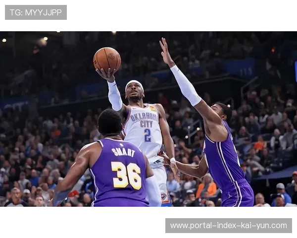 雷霆整体性防守奏效 限制湖人关键球员发挥 雷霆整体性防守奏效 限制湖人关键球员发挥